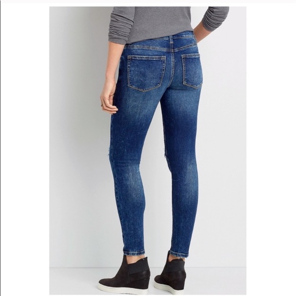 MAURICE’S Premium Dark Wash Jegging Jeans Pants Stretch NWTS-$50 - Picture 3 of 4